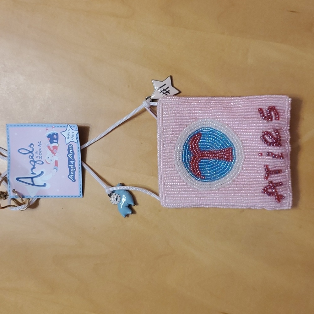 ARIES mini pink change purse 👛 - Picture 2 of 10